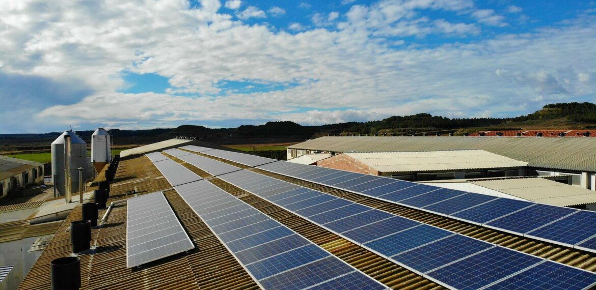 Comment savoir si votre bâtiment peut recevoir des panneaux solaires